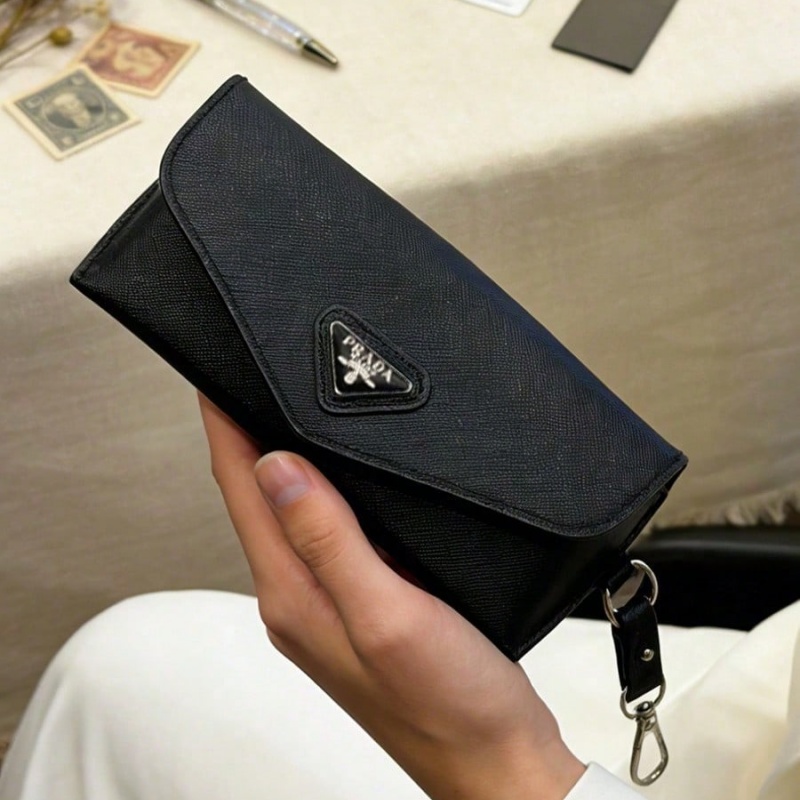 Prada Black Leather Eyeglass C - Women Bags Prada recension och pris