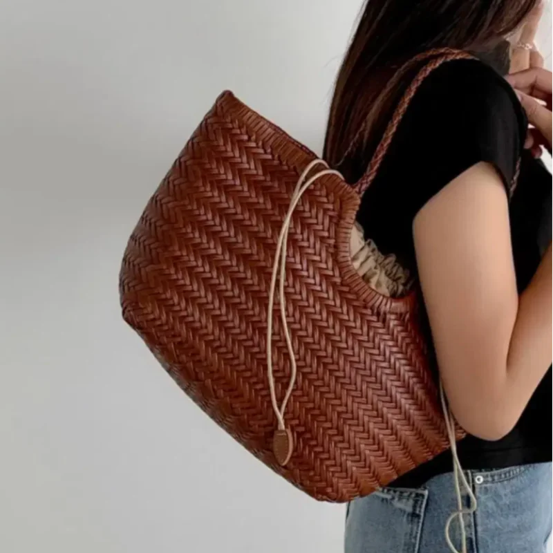 Brand Hand-woven Tote Bag Fren - Women Bags Branded recension och pris
