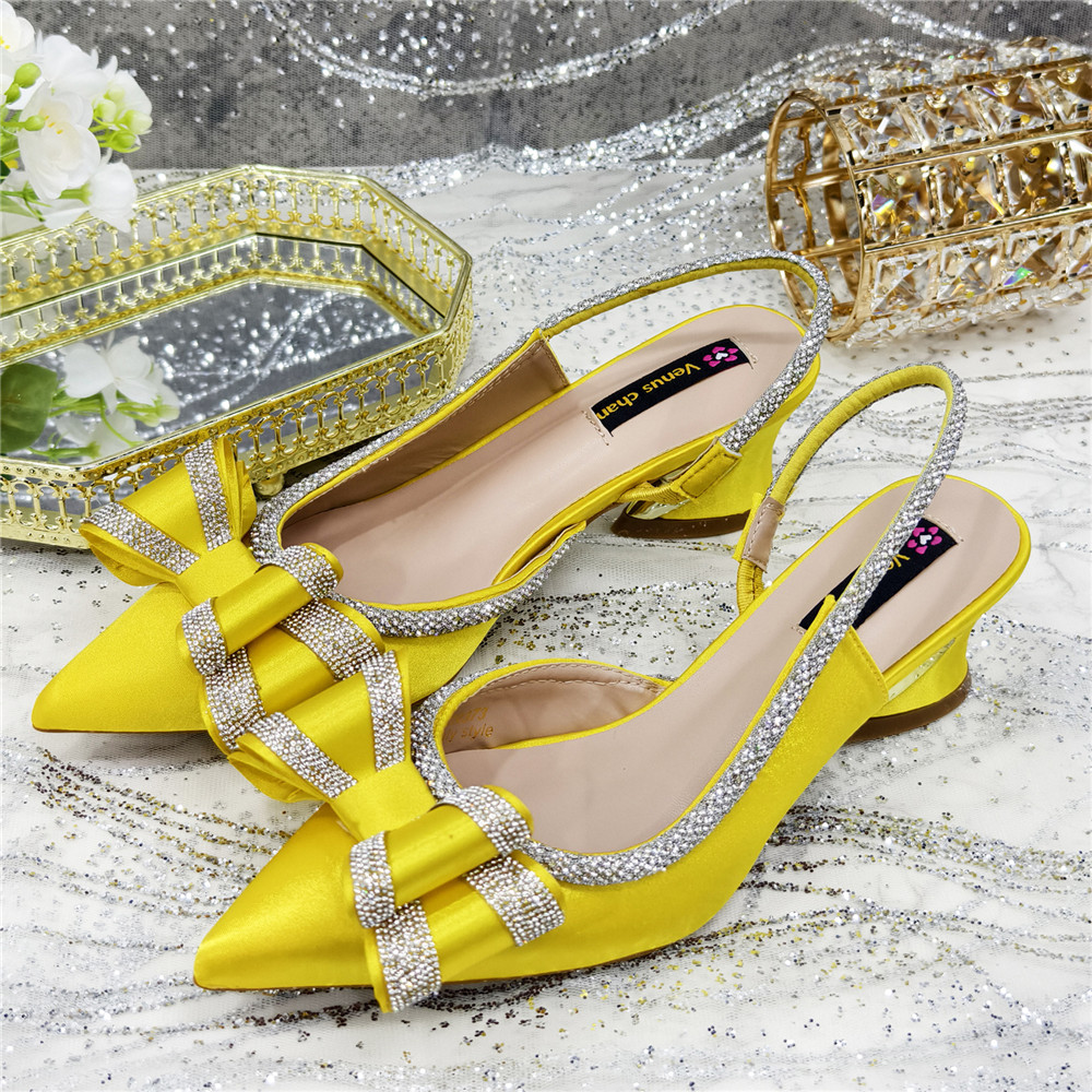 Elegant Yellow Satin Rhineston - Women Bags For Wedding recension och pris